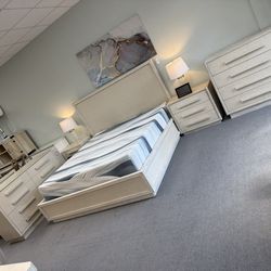 King bedroom set (FREE 24H DELIVERY AND SETUP)