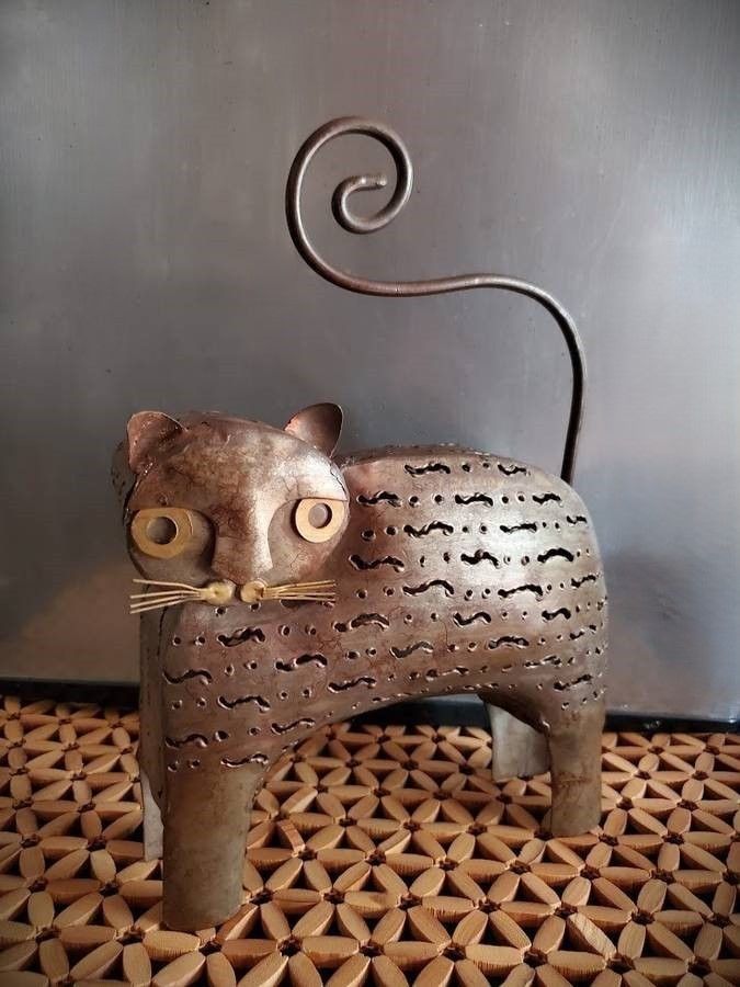 Metal Cat Candle holder