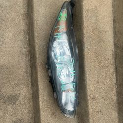 2014-2016 ford fiesta headlight
