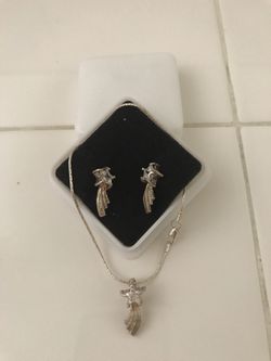 Silver Pendant Necklace with Stud Earrings
