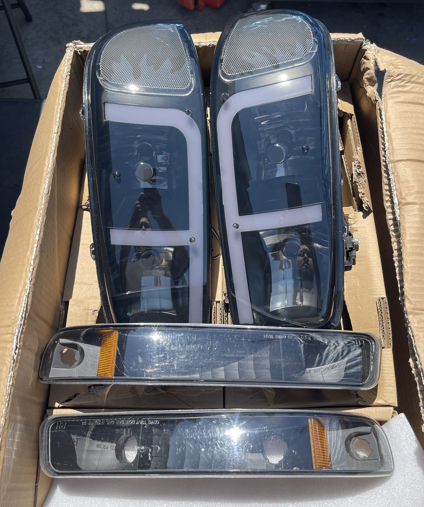 GMC Sierra / Yukon LED Headlights For 1999 For 2006