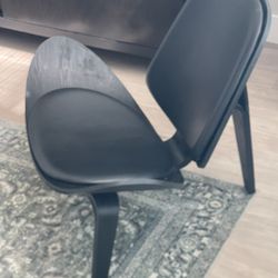 Black Winged Faux Leather Chair