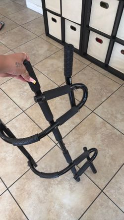 Pull up bar