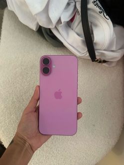 iPhone 16 Plus
