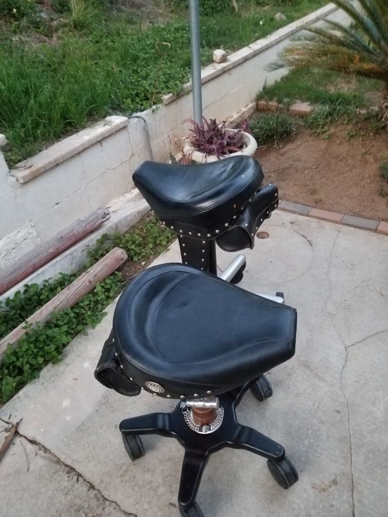 Motorcycle seat chairs