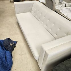 3-Seater Velvet Sofa for Living Room, Upholstered Tufted Design, Sturdy Eucalyptus Frame, Ivory White