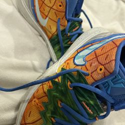 Kyrie Spongebob House Kids 5y