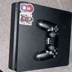 PS4 Console