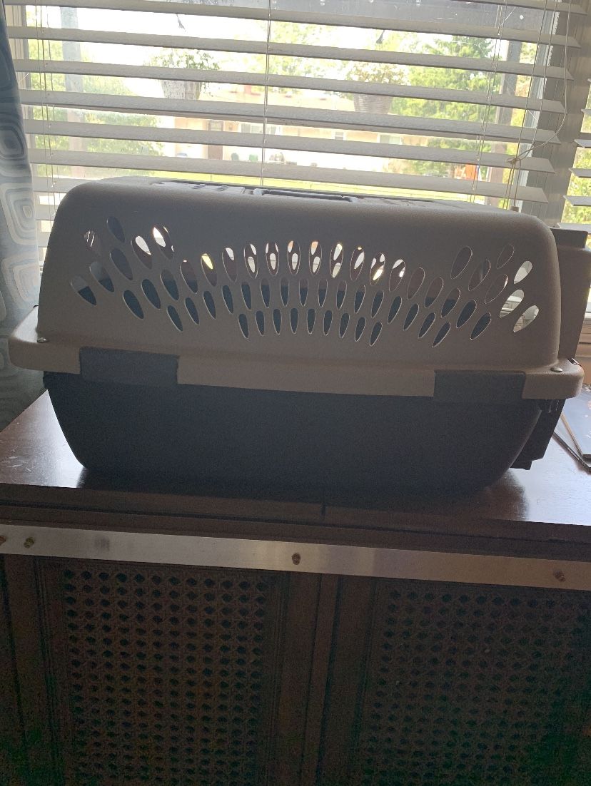 Puppy carrier brand new.