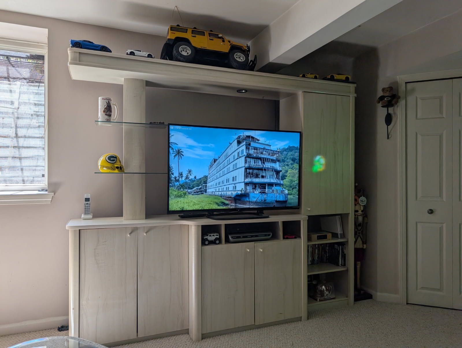 Clean Entertainment System