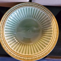 4 GIBSON Designs Flat Rimmed Green Regent Park Soup bowls