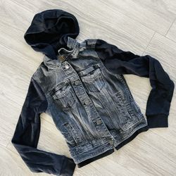 American eagles Jean jacket with hoodie.