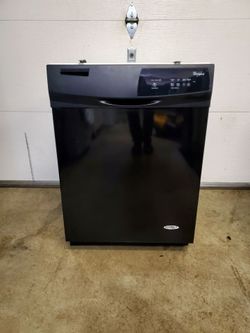 Whirlpool dishwasher (delivery available)