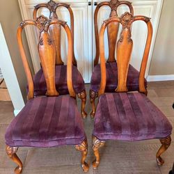 4 Beautiful Vintage Wood French Provincial Dining Chairs 