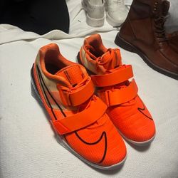 
Nike Air Zoom Strap Sneakers