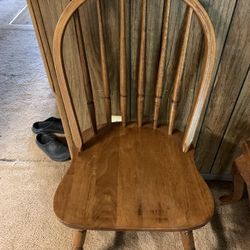 4 Dinning Room Table Chairs 