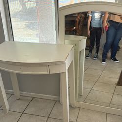 White Desk And Mirror
