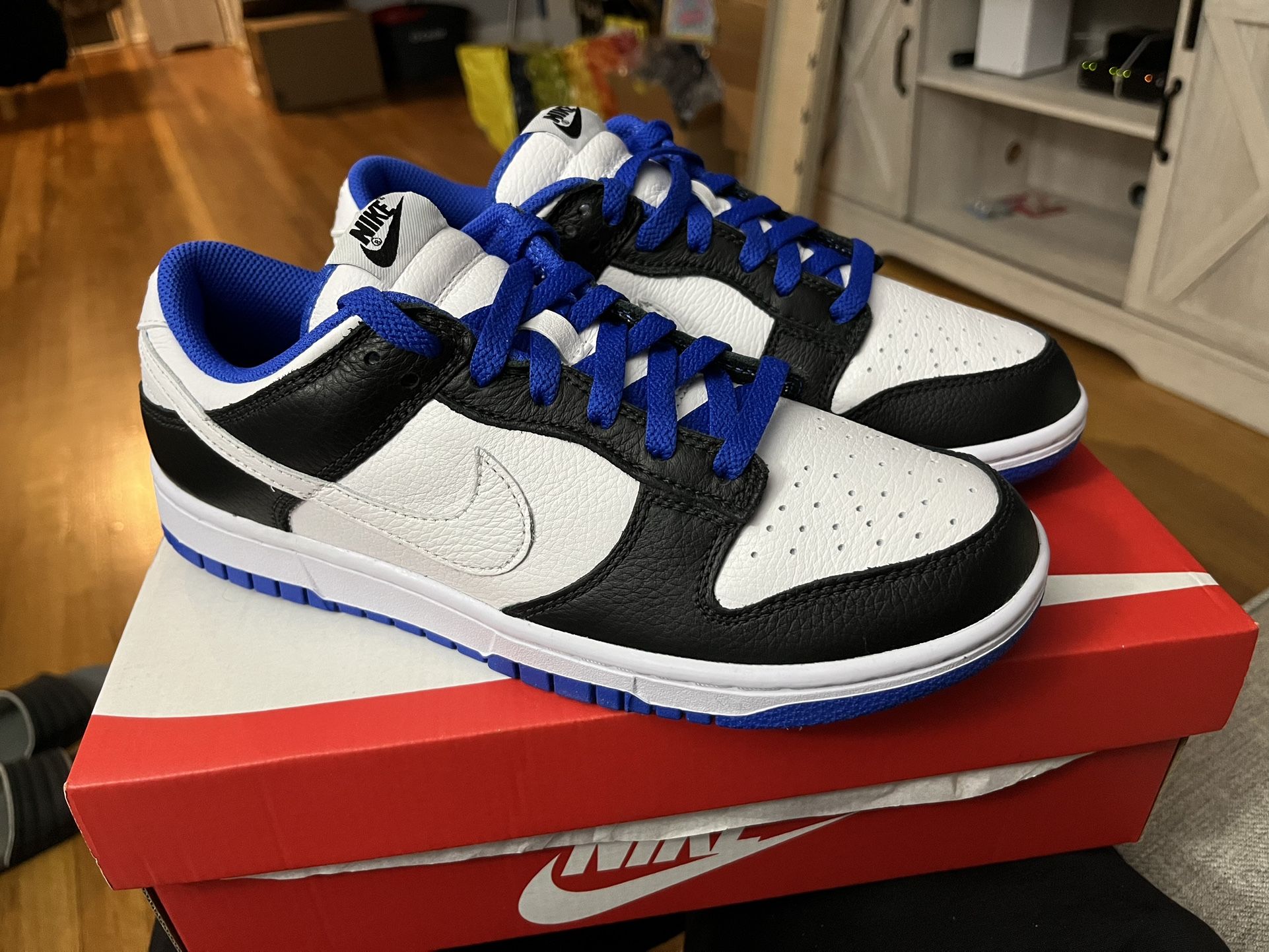 nike dunk low size 8.5 mens