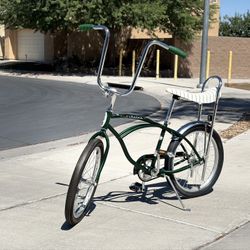 Vintage-Style Schwinn Sting-Ray Cruiser Bike – Excellent Condition – Metallic Green