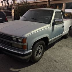 1989 Chevy Silverado 2500 Long Bed PU That Runs Good And Has New Parts 