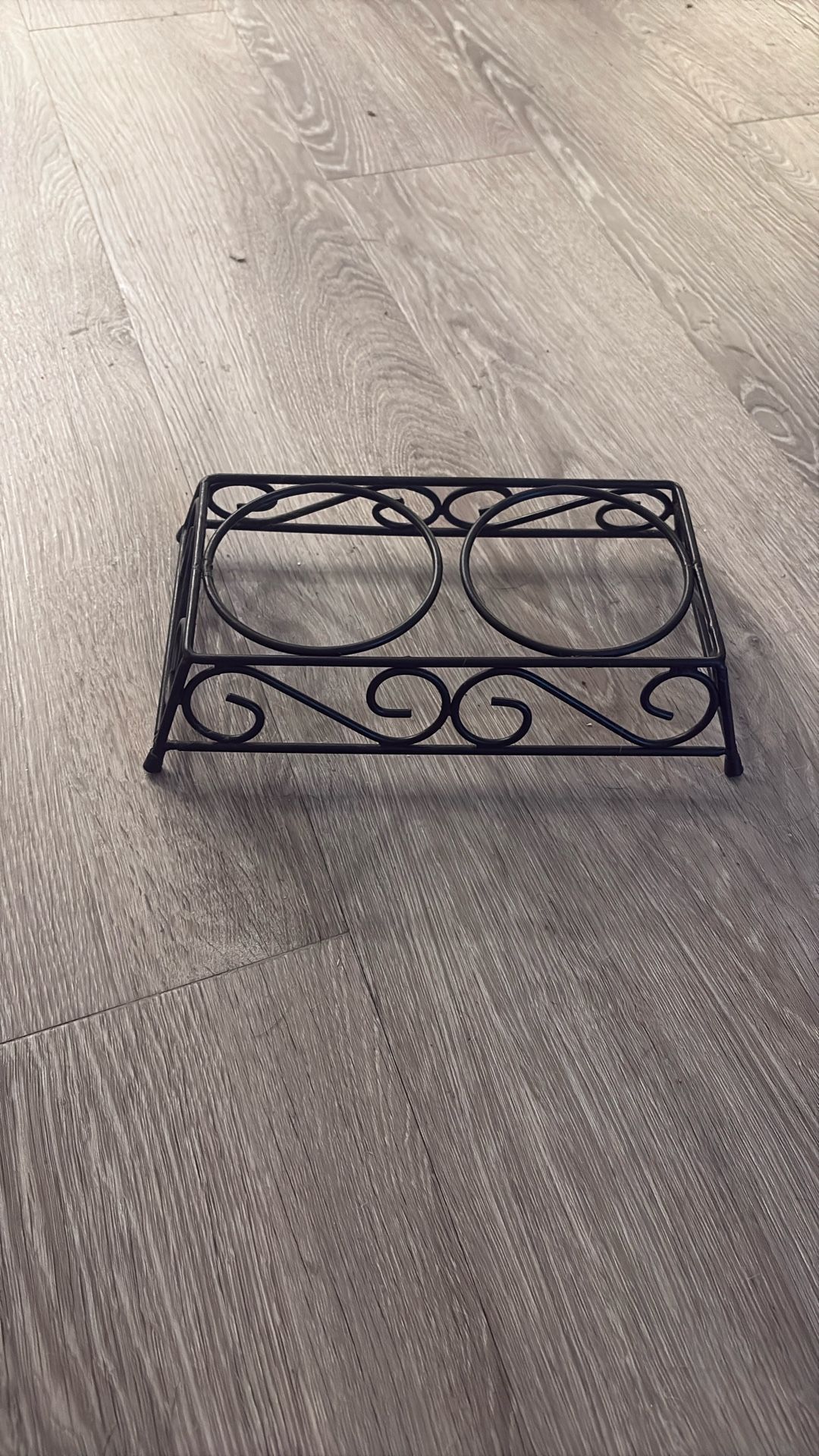 Feeding Stand