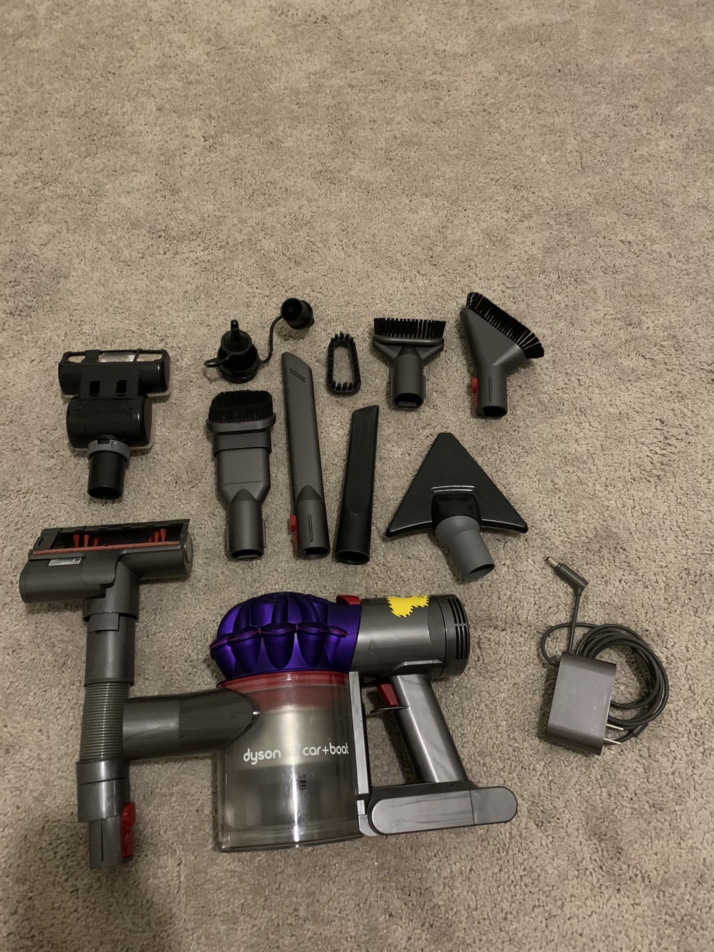 Dyson V7 Car Boatnull