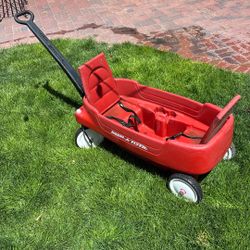Radio Flyer Pathfinder 2-in-1 Wagon