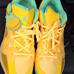 Nike Air Jordan Fresh Squeezed Size 12 New!