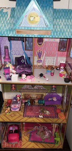 Dollhouse 