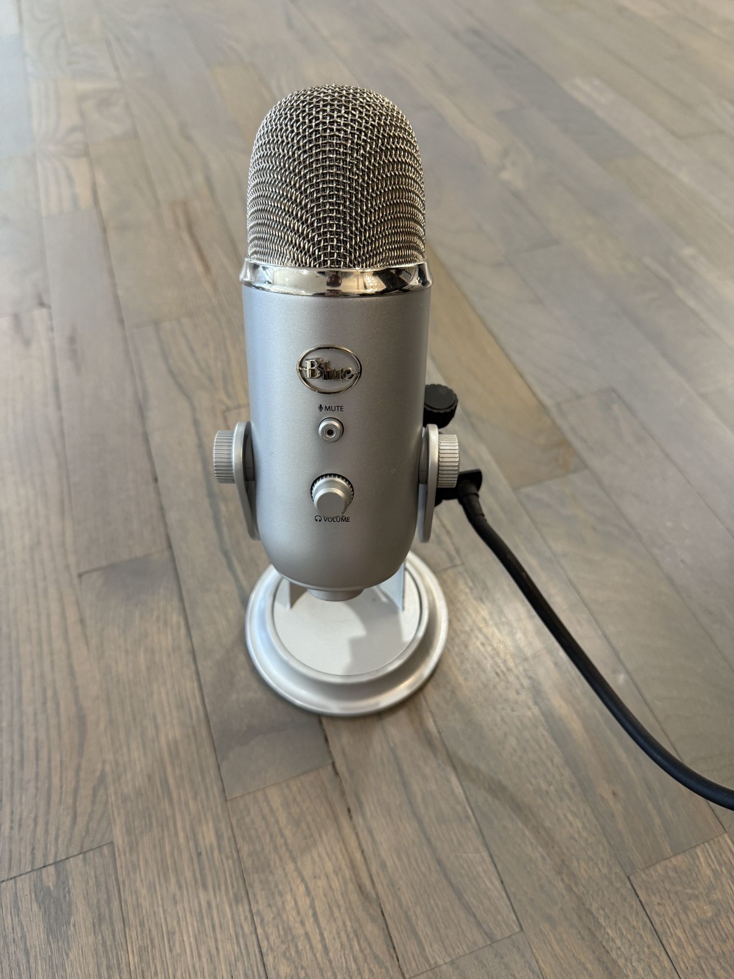 Blue Yeti USB Mic