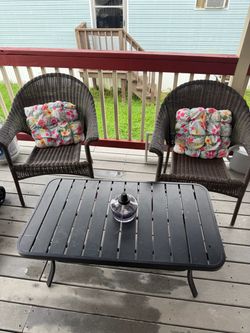 2 chairs and small table