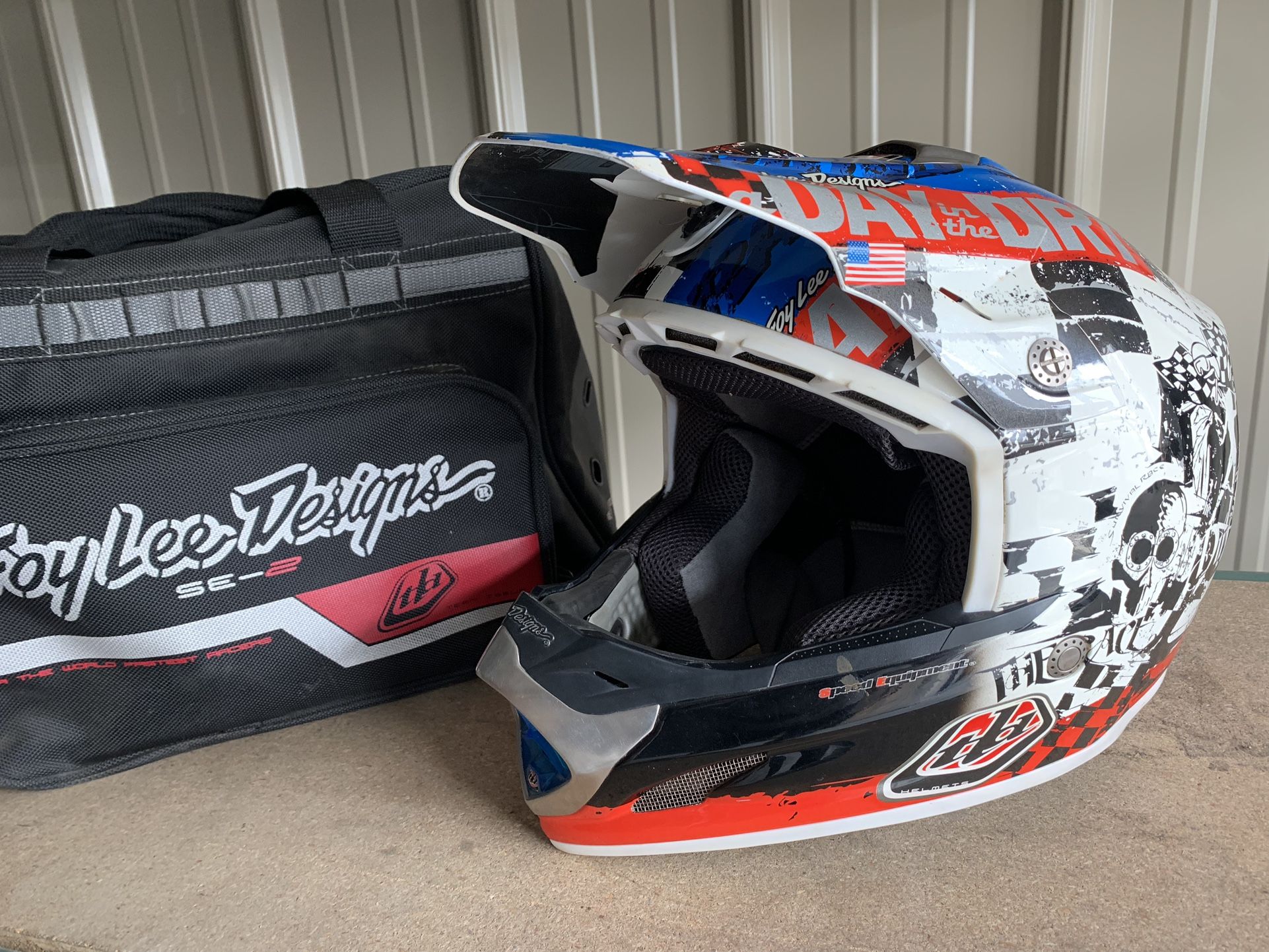 Troy Lee Designs Moto Helmet