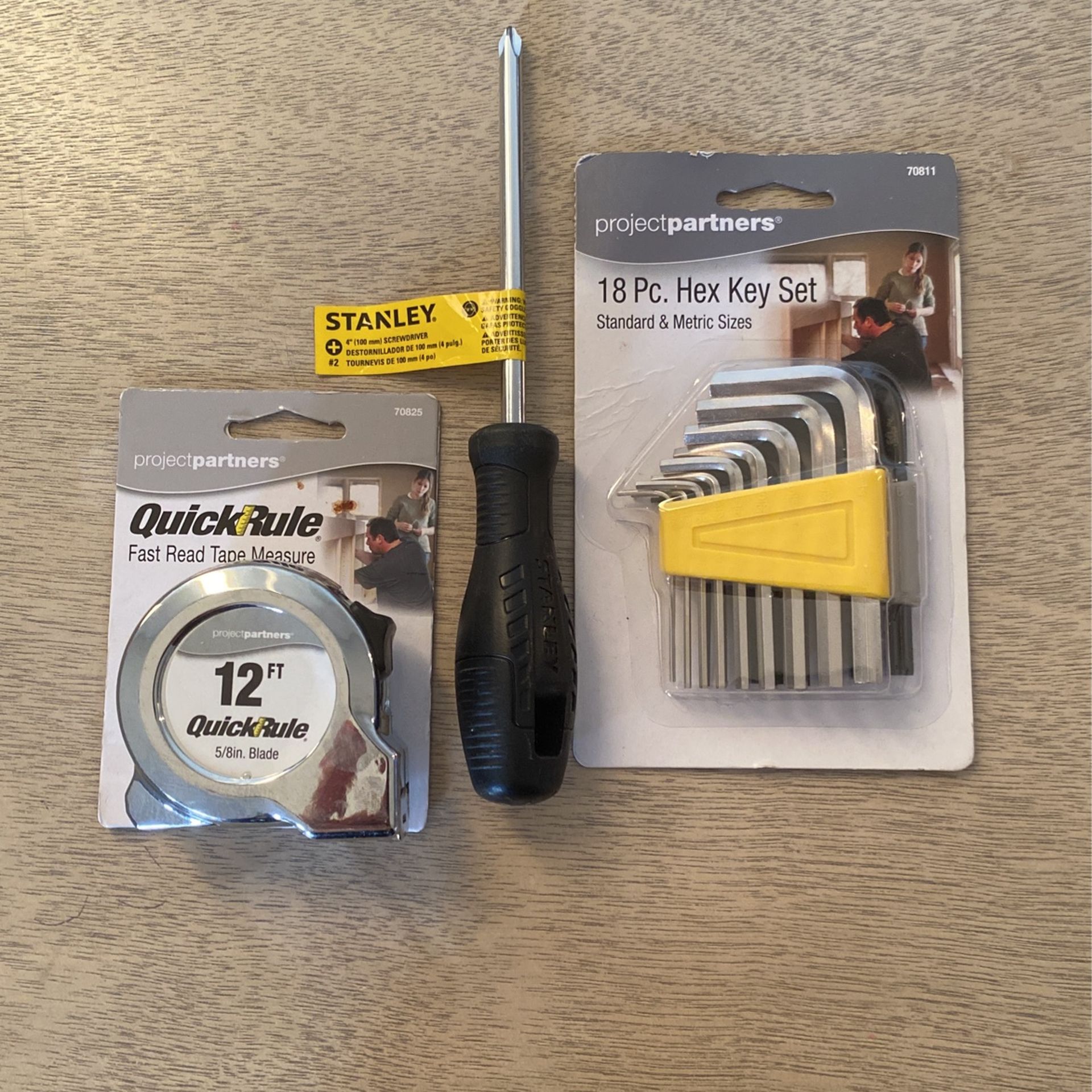 Tape Measure, Screw Driver, And Hex Key Set Bundle 