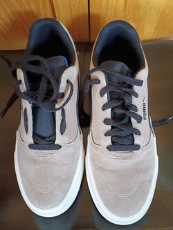 Men's Puma shoes, size 10.5
