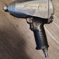 SNAP ON Air Impact Wrench