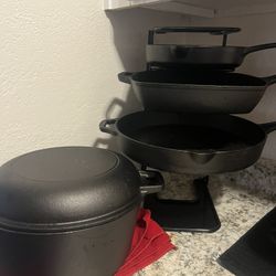 Cast Iron Pans 