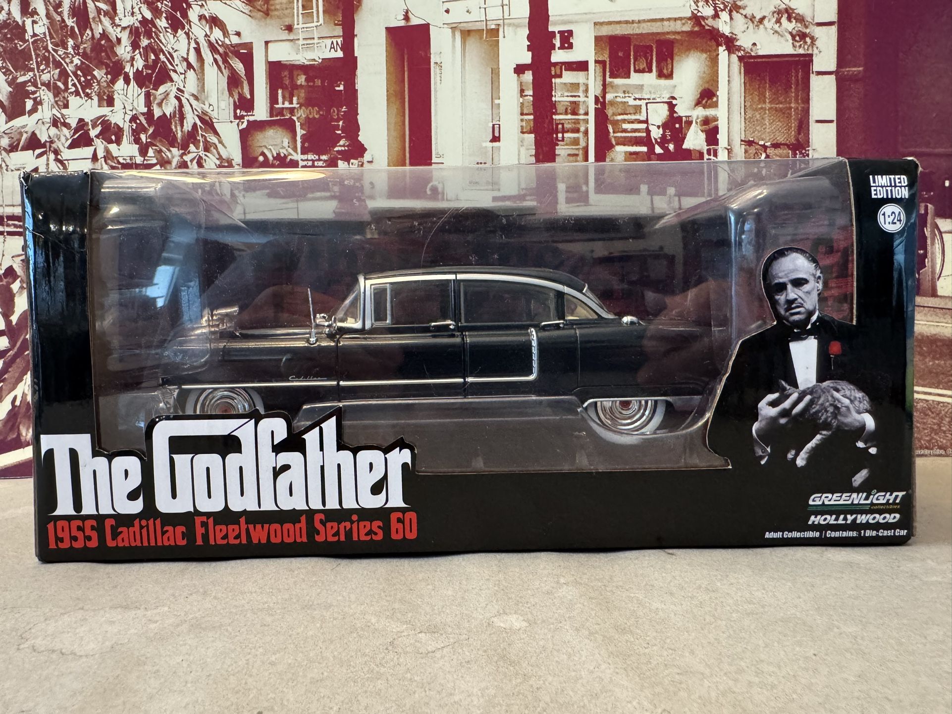 The Godfather 1955 Cadillac Fleetwood Series 60. 1:24 Scale Diecast Car. New Unopened.