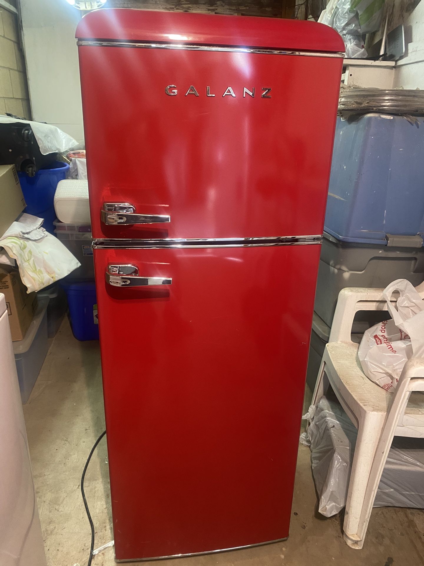 Refrigerator