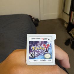 Nintendo 3DS & Pokémon Y