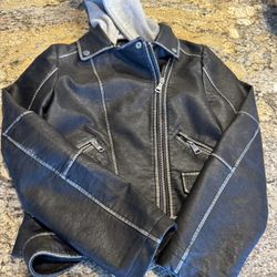 VIGOSS Black Jacket Hooded Faux Leather Small