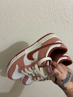 Nike Dunk Low Red StarDust Size 6.5