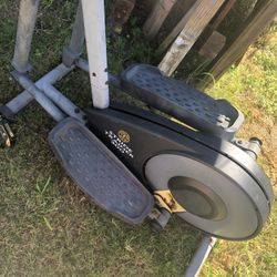 Golds gymBrand elliptical