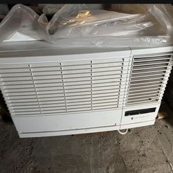 Friedrich 10,000 bu air conditioner 