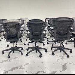 HERMAN MILLER CLASSIC AERON SIZE B FULLY LOADED CHAIRS $450 EACH DELIVERY AVAILABLE 