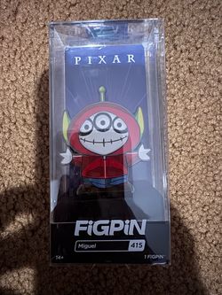 Miguel as Alien Figpin