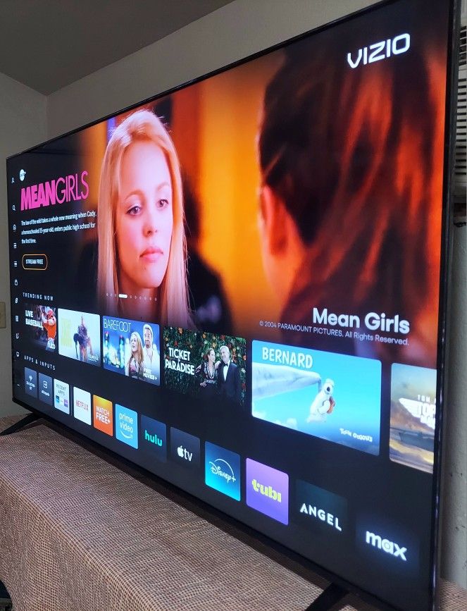 🟢SMART CAST TV VIZIO 65" 4K VIVID DLED HDR10 DOLBY VISION FULL UHD 2160p🟢 (NEGOTIABLE ) 🟢FREE DELIVERY🟢