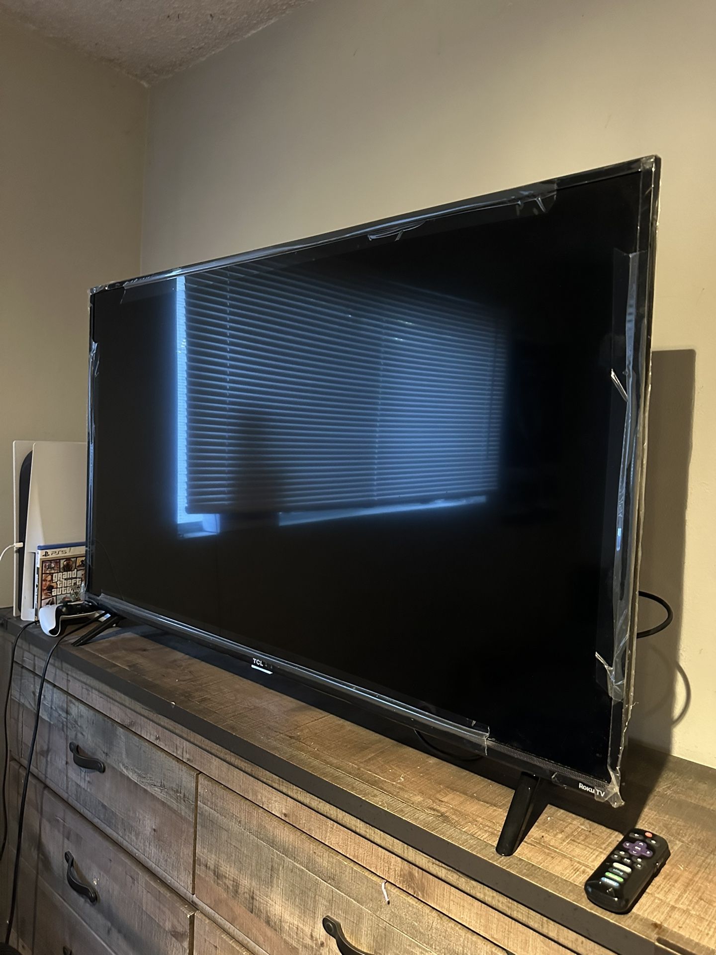 50” tcl Roku 4k hdr tv smart led tv model 50S425 