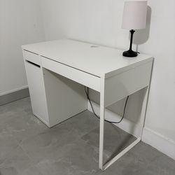 IKEA DESK