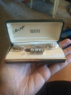 Cufflinks 