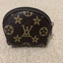 Coin Pouch With LV pattern